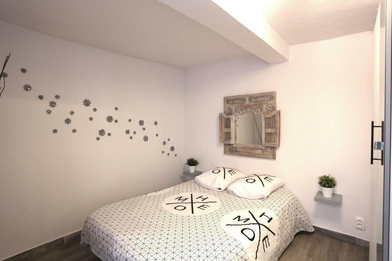 Gregbnb - T2 Ancien Et Moderne - Parking Inclus - 15Min Gare Тулон Экстерьер фото